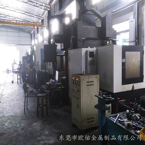 大型CNC加工中心